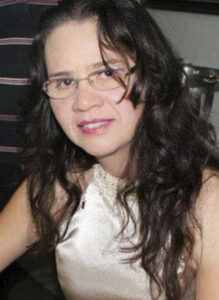 Retrato de Claudia Mello